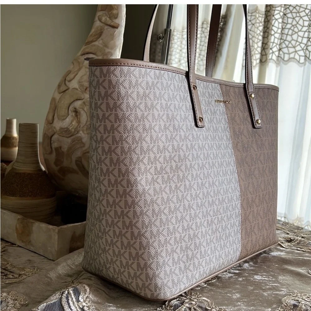 Michael Kors LG tote